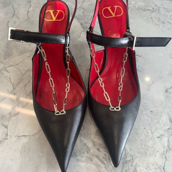Valentino pumps - Picture 1 of 3